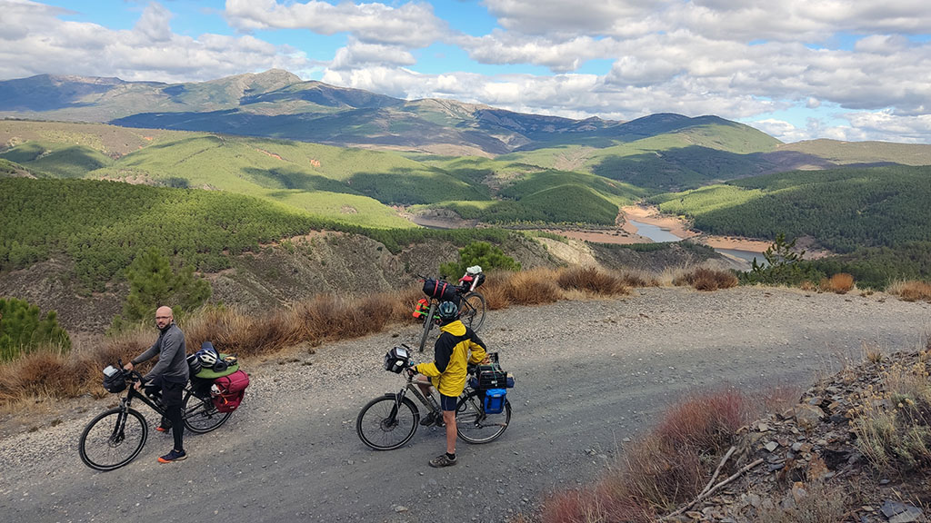 Vuelta cicloturista al Pico Ocejón